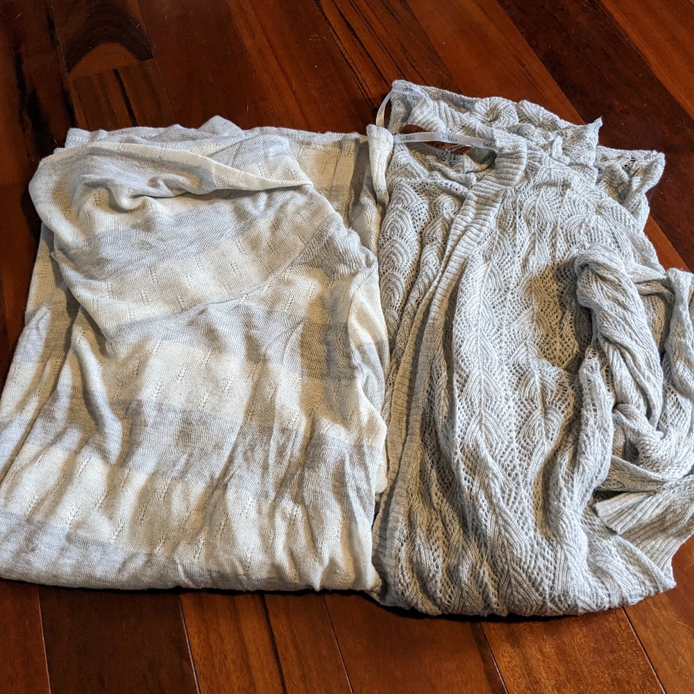 Bundle of 2 tops
